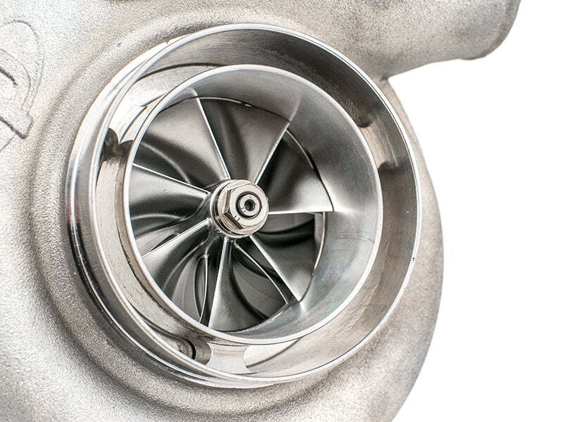 Forced Performance 2025160 - FPT2025160 - Forced Performance Subaru STi/WRX Black Turbocharger 84mm CH10CM Turbine Hsg Internal WG w/Oil Line - Shipped in Europe - Tuningsupply.com