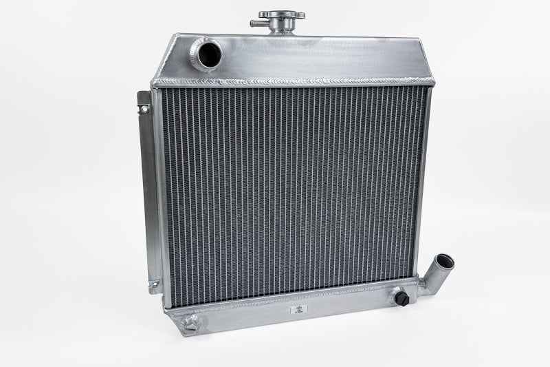 CSF 7225 - CSF7225 - CSF BMW E10 2002 High Performance All Aluminum Radiator - Shipped in Europe - Tuningsupply.com