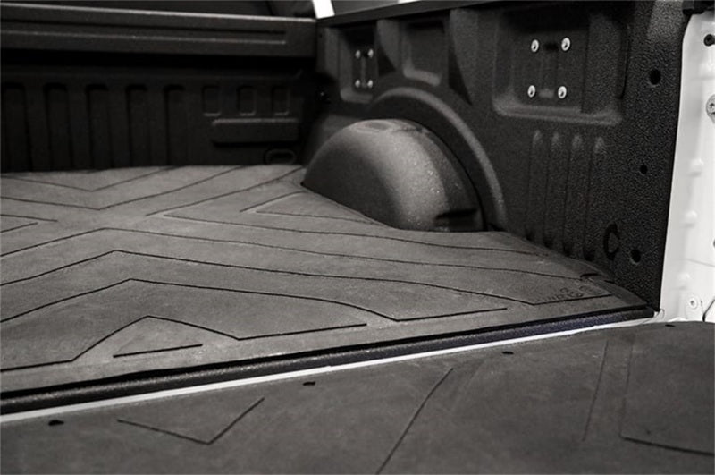 Dee Zee DZ77019 - DZEDZ77019 - Deezee 19-23 Chevrolet Silverado Heavyweight Bed Mat - Custom Fit 5 1/2Ft Bed (X Pattern) - Shipped in Europe - Tuningsupply.com