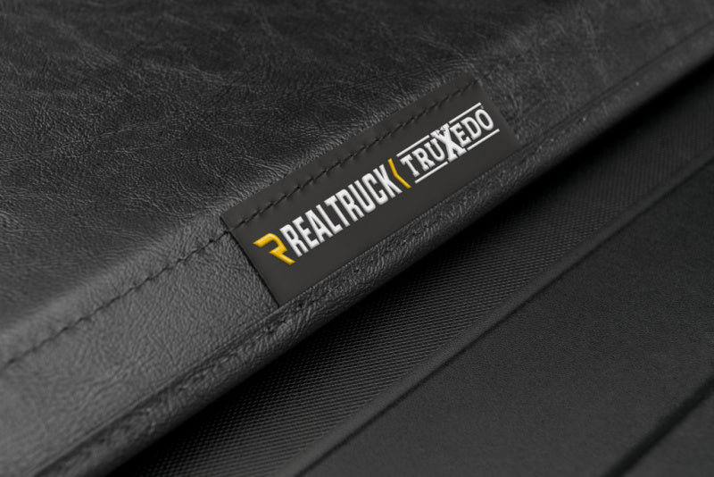 Truxedo 272401 - TRX272401 - Truxedo 19-20 GMC Sierra & Chevrolet Silverado 1500 (New Body) 5ft 8in TruXport Bed Cover - Shipped in Europe - Tuningsupply.com