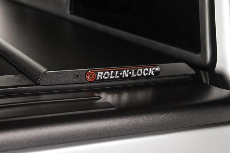 Roll-N-Lock LG220M - RNLLG220M - Roll-N-Lock 14-18 Chevy Silverado/Sierra 1500 XSB 68in M-Series Retractable Tonneau Cover - Shipped in Europe - Tuningsupply.com