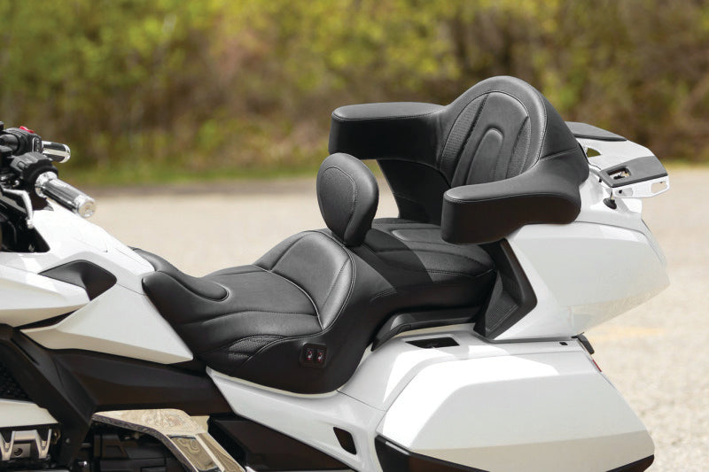 Mustang Motorcycle 79920 - MMP79920 - Mustang 18-19 Honda Gold Wing GL1800 Standard Touring 1PC Seat w/ Driver Backrest - Black - Shipped in Europe - Tuningsupply.com