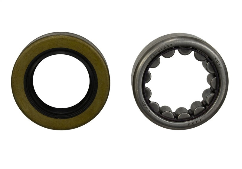 Ford Racing M-1225-B - FRPM-1225-B - Ford Racing 8.8 Inch Outer Axle Bearing and Seal Kit - Shipped in Europe - Tuningsupply.com