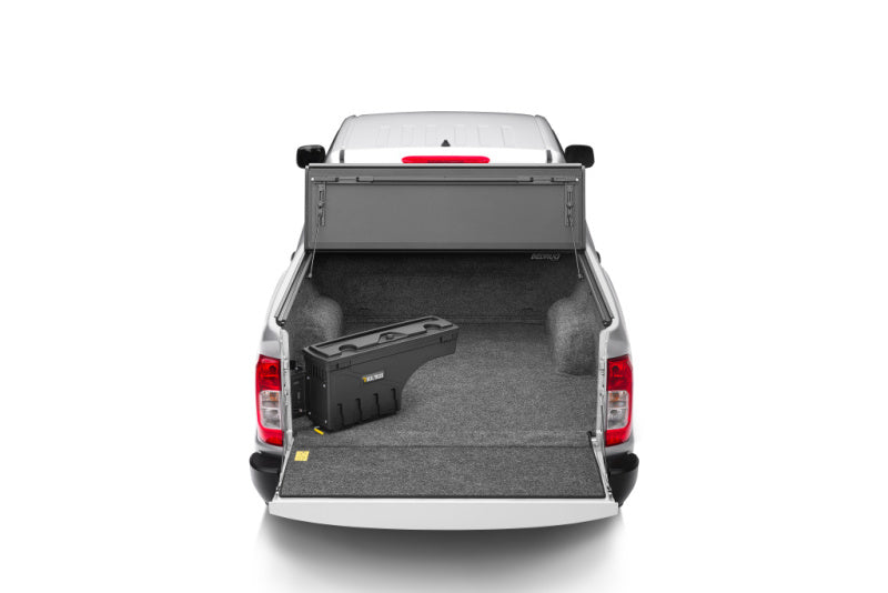 Undercover SC503D - UNDSC503D - UnderCover 2022 Nissan Frontier Ext/Crew All Beds Drivers Side Swing Case - Black Smooth - Shipped in Europe - Tuningsupply.com