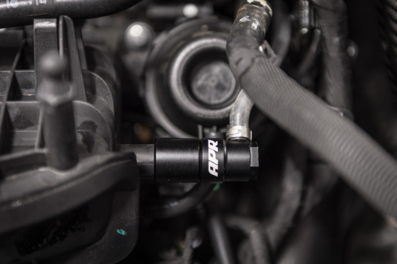 APR MS100101 - APRMS100101 - APR 17-21 Porsche Macan (EA888.3) Boost Tap - Full Kit - Shipped in Europe - Tuningsupply.com