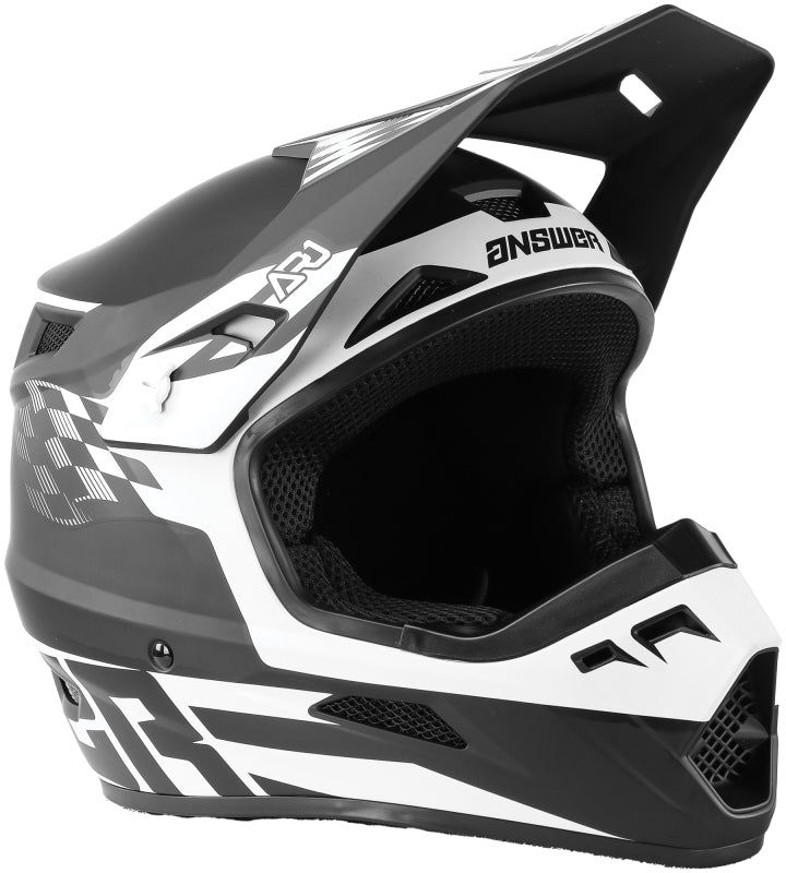 Answer 442898 - ANS442898 - Answer AR1 Sweep Helmet Black/White - Medium - Shipped in Europe - Tuningsupply.com