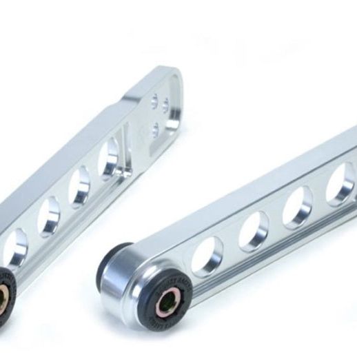 Skunk2 Racing 542-05-0205 - SKK542-05-0205 - Skunk2 02-06 Honda Element/02-06 Acura RSX Clear Anodized Rear Lower Control Arm (Incl. Socket Tool) - Shipped in Europe - Tuningsupply.com