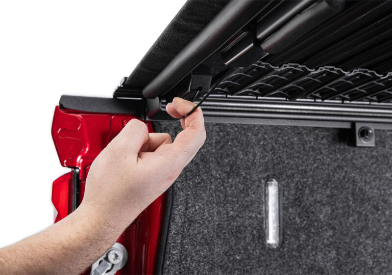 BAK 80331 - BAK80331 - BAK 17-23 Ford Super Duty Revolver X4s 8.2ft Bed Cover - Shipped in Europe - Tuningsupply.com