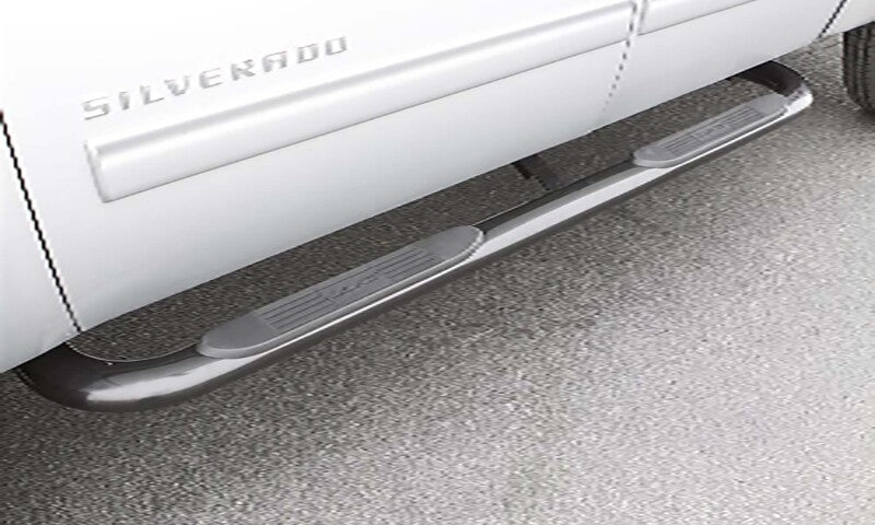 LUND 23288964 - LND23288964 - Lund 2019 Chevy Silverado 1500 Crew Cab 4in. Oval Curved SS Nerf Bars - Polished - Shipped in Europe - Tuningsupply.com