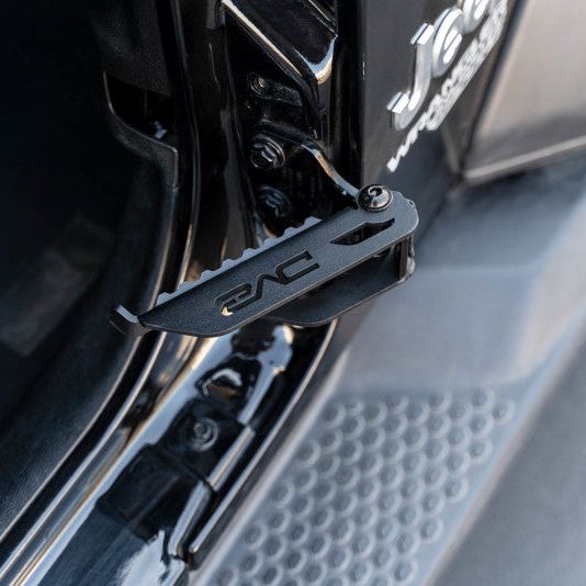 DV8 Offroad STJL-05 - DVESTJL-05 - DV8 Offroad 07-23 Jeep Gladiator/Wrangler JT/JK/JL Foot Pegs - Shipped in Europe - Tuningsupply.com