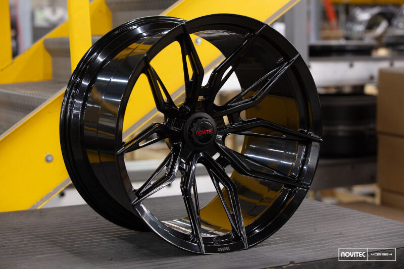 Vossen F-AFP-563-F01-C25 - VOSF-AFP-563-F01-C25 - Vossen x Novitec NF11 21x9 ET:35 Gloss Black Ferrari 488 / F8 Front Wheel - Shipped in Europe - Tuningsupply.com