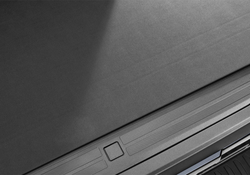 BAK - BAK80337 - BAK 2021+ Ford F-150 Revolver X4s 6.5ft Bed Cover - Shipped in Europe - Tuningsupply.com