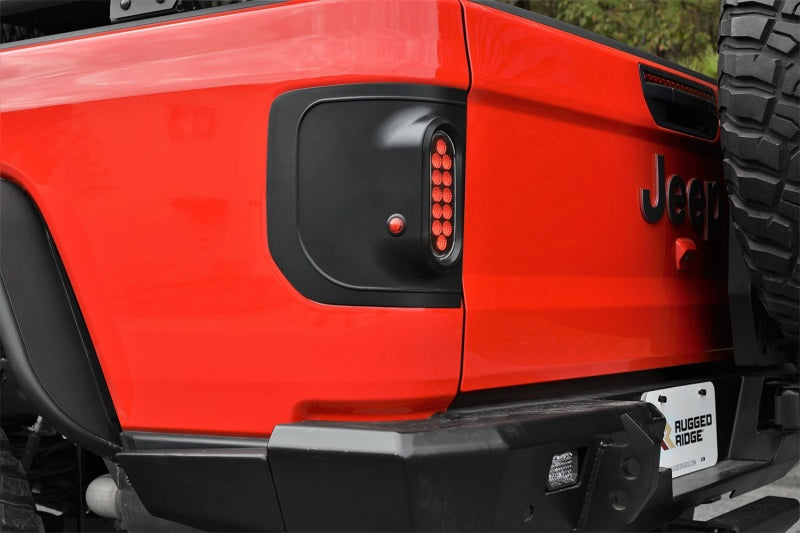 Rugged Ridge 11652.02 - RUG11652.02 - Rugged Ridge 20-24 Jeep Gladiator Flush Mount Tail Light (Pair) - Blk - Shipped in Europe - Tuningsupply.com