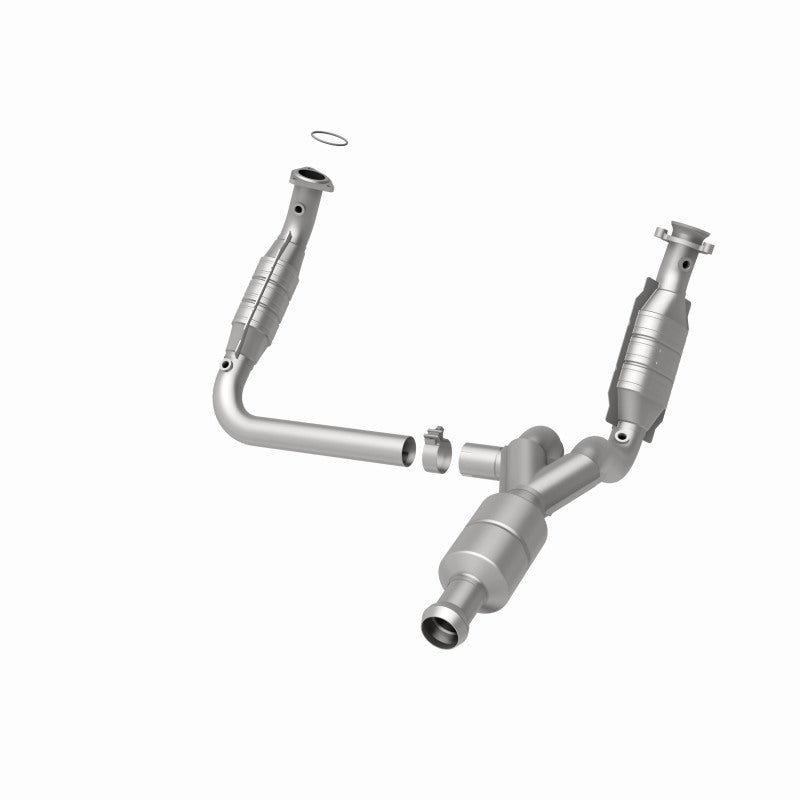 Magnaflow 51578 - MAG51578 - MagnaFlow Conv DF 09-13 Chevy Avalanche 5.3L - Shipped in Europe - Tuningsupply.com