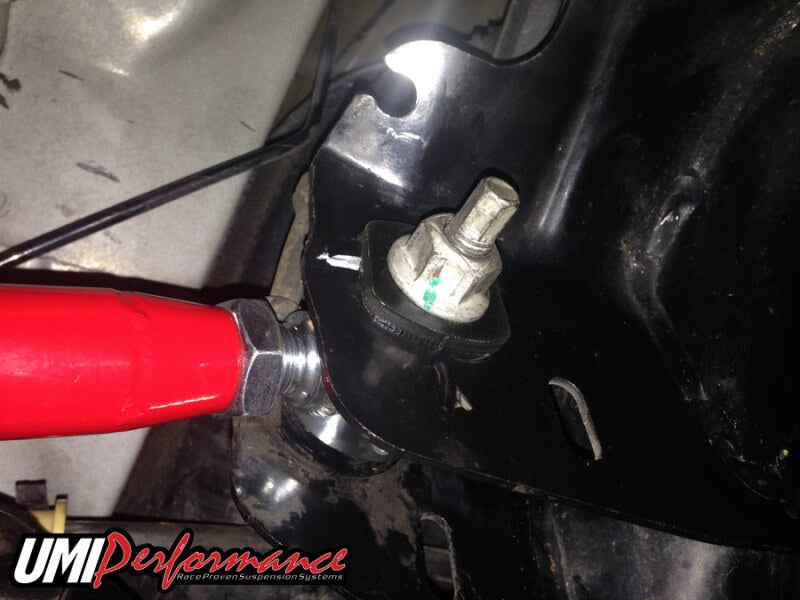 UMI Performance 2522-R - UMI2522-R - UMI Performance 08-09 Pontiac G8 10-14 Camaro Toe Rods CrMo Rod Ends - Shipped in Europe - Tuningsupply.com