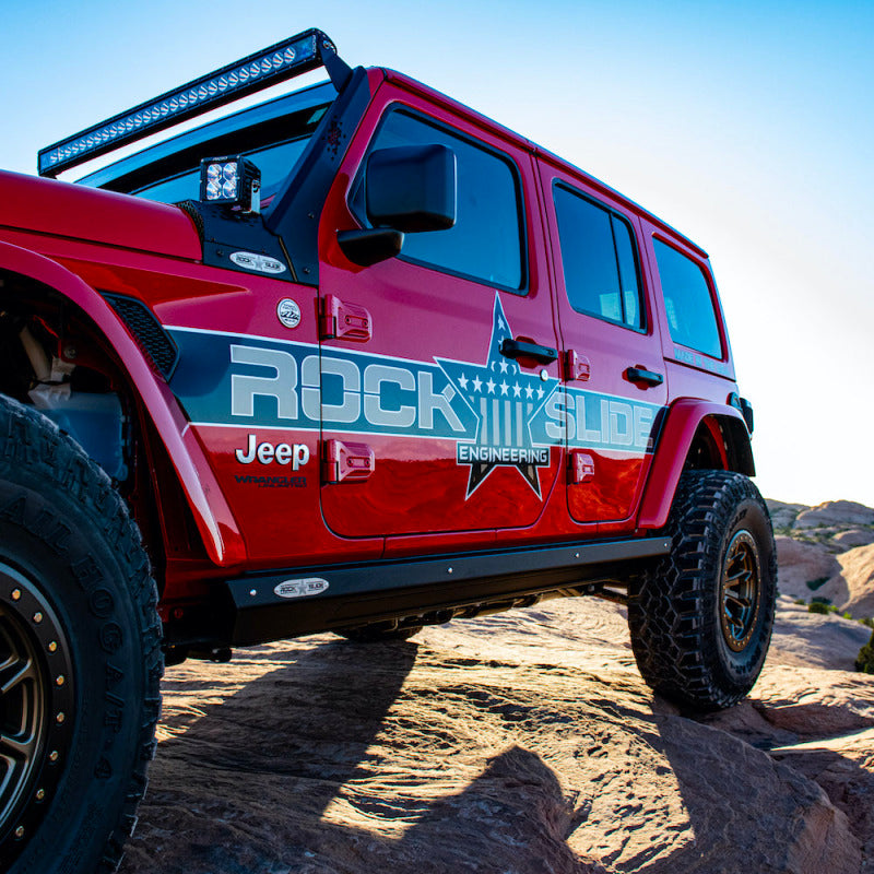 Rock Slide Engineering BD-SS-302-JL4P - RSEBD-SS-302-JL4P - Rock Slide Engineering 2026 Jeep JL 4 Door Step Sliders 3rd Gen Passenger Side Sub Part - Shipped in Europe - Tuningsupply.com