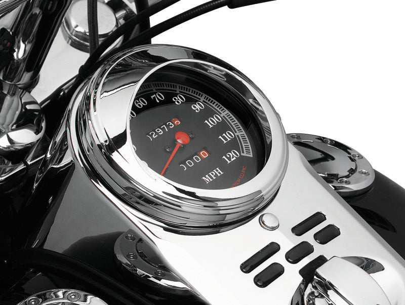 Kuryakyn 112 - KUR112 - Kuryakyn Speedometer Trim Ring With Visor Chrome - Shipped in Europe - Tuningsupply.com