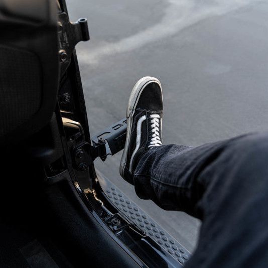 DV8 Offroad STJL-05 - DVESTJL-05 - DV8 Offroad 07-23 Jeep Gladiator/Wrangler JT/JK/JL Foot Pegs - Shipped in Europe - Tuningsupply.com