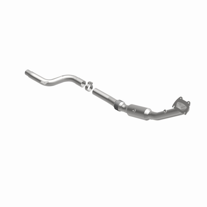 Magnaflow 22-139 - MAG22-139 - MagnaFlow Left Side Direct Fit Catalytic Converter 15-17 Chrysler 300 3.6L (4-Bolt Flange) - Shipped in Europe - Tuningsupply.com