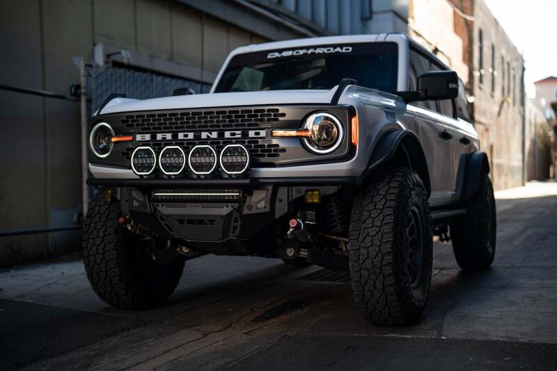 DV8 Offroad BE7RW108W-H - DVEBE7RW108W-H - DV8 Offroad 7in Halo Elite Round Light w/ Accent Halo - White/Amber - Shipped in Europe - Tuningsupply.com