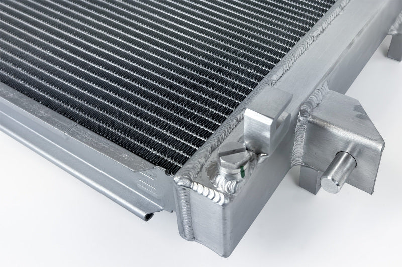 CSF 8094 - CSF8094 - CSF 10-14 Ford Raptor and F-150 High Performance Radiator - Shipped in Europe - Tuningsupply.com