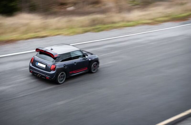 Ohlins MCS MU00S1 - OHLMCS MU00S1 - Ohlins 15-21 MINI Cooper/Cooper S (F55/F56/F57) FWD Road & Track Coilover System - Shipped in Europe - Tuningsupply.com
