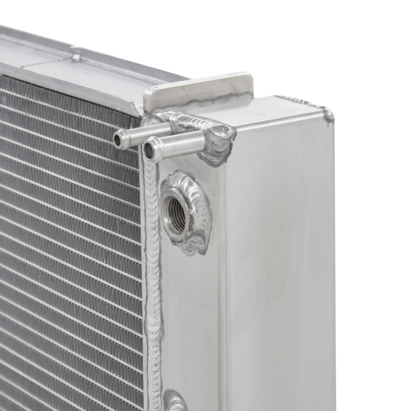 Mishimoto MMRAD-C5-97 - MISMMRAD-C5-97 - Mishimoto 97-04 Chevy Corvette C5 Performance Aluminum Radiator - Shipped in Europe - Tuningsupply.com