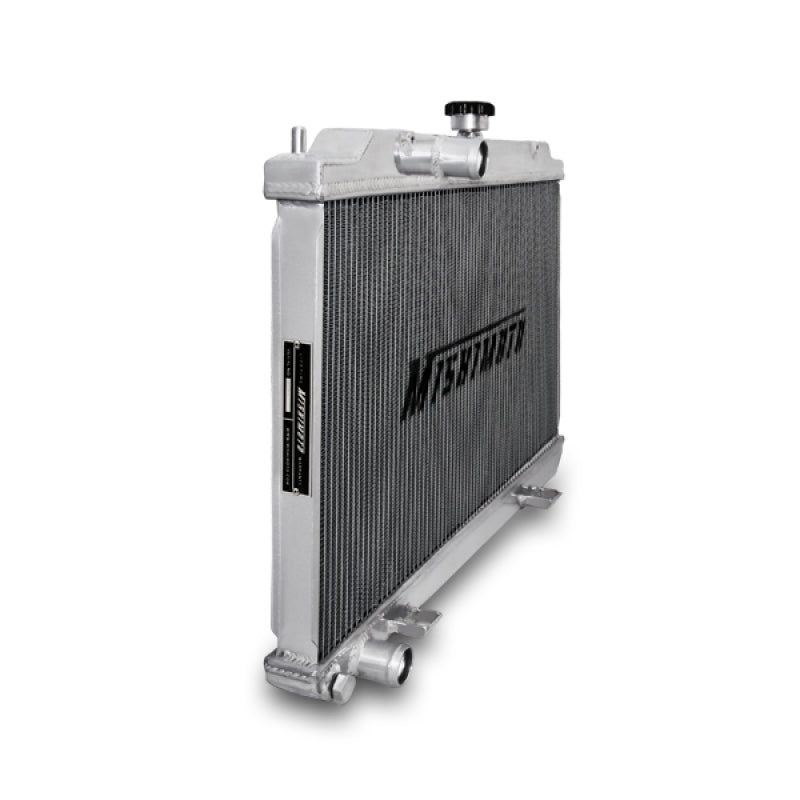 Mishimoto MMRAD-SEN-00 - MISMMRAD-SEN-00 - Mishimoto 00-05 Nissan Sentra SE-R Vspec Manual Aluminum Radiator - Shipped in Europe - Tuningsupply.com