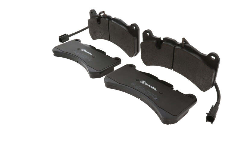 Brembo OE P23186 - BREP23186 - Brembo 18-19 Alfa Romeo Giulia/ Alfa Romeo Stelvio Front Low-Met Brake Pad - Shipped in Europe - Tuningsupply.com