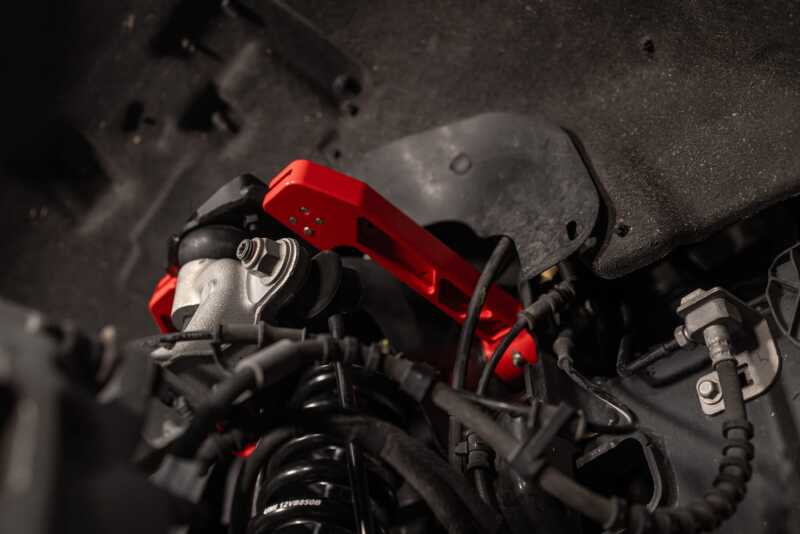 UMI Performance 6565-R - UMI6565-R - UMI Performance 15-25 Ford F-150 Adjustable Upper A-Arm Kit - Red - Shipped in Europe - Tuningsupply.com