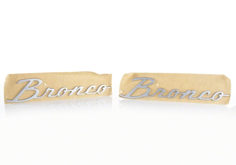 Ford Racing M-1447-BSS - FRPM-1447-BSS - Ford Racing 21-23 Bronco Script Fender Badge - Silver - Shipped in Europe - Tuningsupply.com