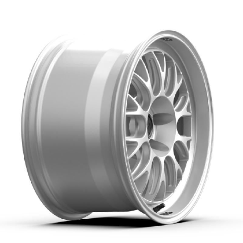 fifteen52 RSHRS-89054+38 - FFTRSHRS-89054+38 - fifteen52 Holeshot RSR 18x9 5x114.3 38mm ET 73.1mm Center Bore Radiant Silver Wheel - Shipped in Europe - Tuningsupply.com
