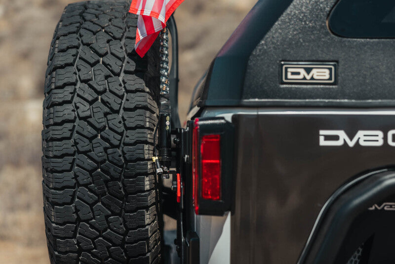DV8 Offroad UNMM-02 - DVEUNMM-02 - DV8 Offroad Universal Molle Adj. Antenna & Whip Mount - Shipped in Europe - Tuningsupply.com