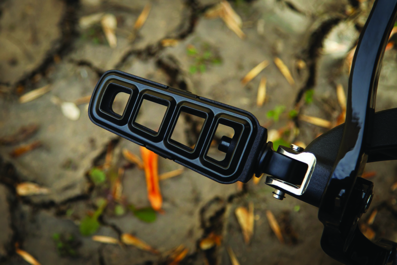 Kuryakyn 8893 - KUR8893 - Kuryakyn Splined Front Peg Adapter 15-20 Scout Satin Black - Shipped in Europe - Tuningsupply.com