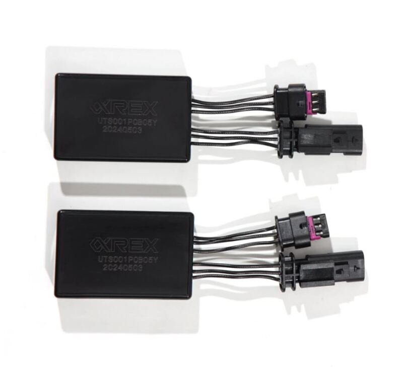 AlphaRex 210081 - ARX210081 - AlphaRex 17-23 Tesla Model 3/Y Stock Reflector Headlights to ARX Fog Lights Decoder Wiring Adapter - Shipped in Europe - Tuningsupply.com