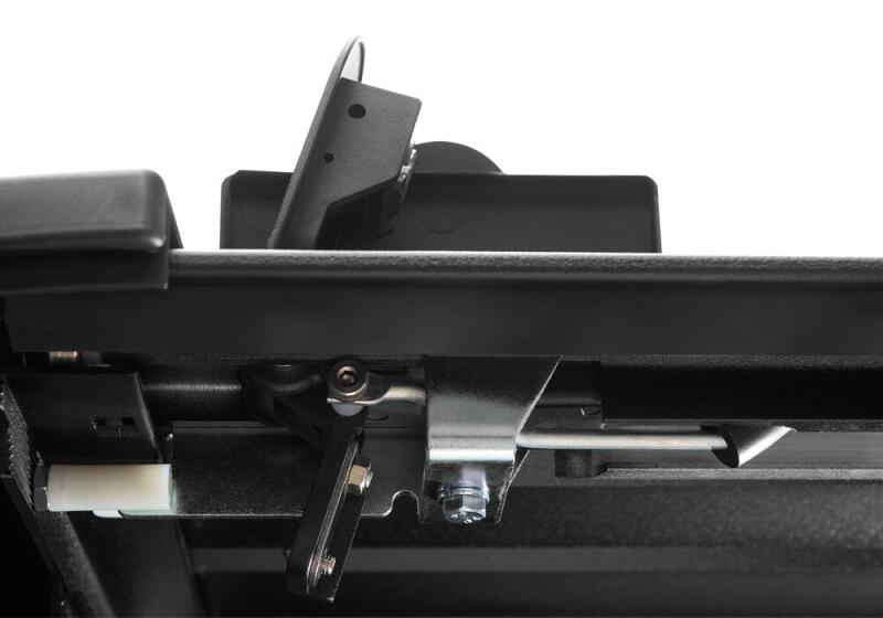 Retrax T-80378 - RTXT-80378 - Retrax 21-22 Ford F-150 Super Crew/Super Cab (Incl. 2022 Lightning) 5.5ft Bed RetraxPRO XR - Shipped in Europe - Tuningsupply.com