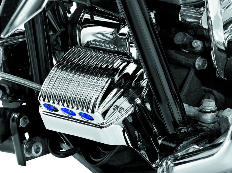 Kuryakyn 1547 - KUR1547 - Kuryakyn Regulator Cover 97-11 Touring Chrome - Shipped in Europe - Tuningsupply.com