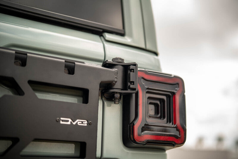 DV8 Offroad TCJL-15 - DVETCJL-15 - DV8 Offroad 18-25 Jeep Wrangler JL Spare Tire Carrier - Shipped in Europe - Tuningsupply.com