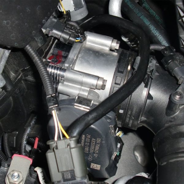 aFe 46-31009 - AFE46-31009 - aFe Silver Bullet Throttle Body Spacer 12-15 BMW 328i (F30) L4-2.0L N20/N26 - Shipped in Europe - Tuningsupply.com