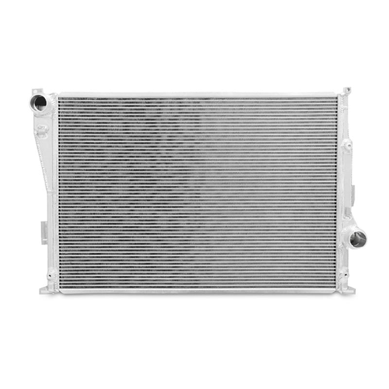 Mishimoto MMRAD-E46-01 - MISMMRAD-E46-01 - Mishimoto 01-06 BMW M3 3.2L Performance Aluminum Radiator - Shipped in Europe - Tuningsupply.com