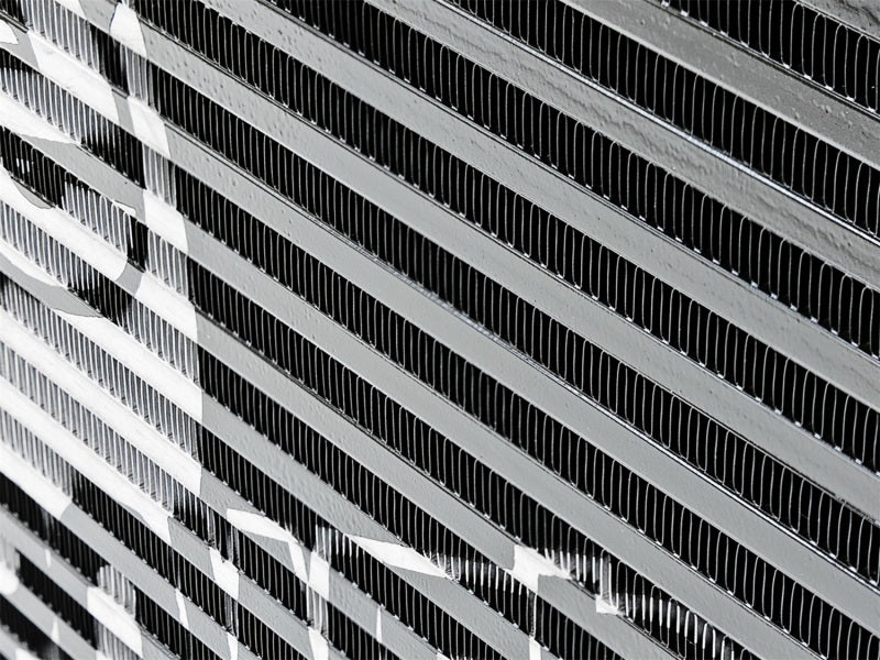 aFe 46-50012-B - AFE46-50012-B - aFe BladeRunner GT Series Bar and Plate Radiator w/ Black Hoses 12-18 Jeep Wrangler (JK) V6 3.6L - Shipped in Europe - Tuningsupply.com