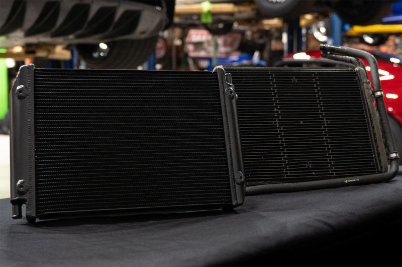 CSF 8212 - CSF8212 - CSF McLaren 570s / 600LT / 720S / 765LT / 750S / GT / GTS High Performance Heat Exchanger - Shipped in Europe - Tuningsupply.com