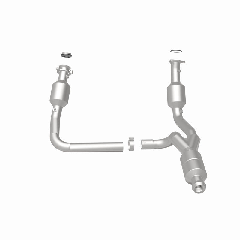Magnaflow 52642 - MAG52642 - MagnaFlow Conv Direct Fit 14-16 GMC Sierra 1500 V6 4.3L - Shipped in Europe - Tuningsupply.com