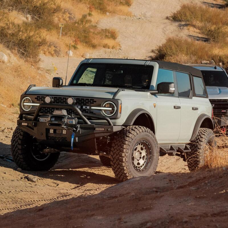 Westin 59-731255 - WES59-731255 - Westin 21-23 Bronco (Excl. Sport) XTS Round Bull Bar - Tex. Blk - Shipped in Europe - Tuningsupply.com