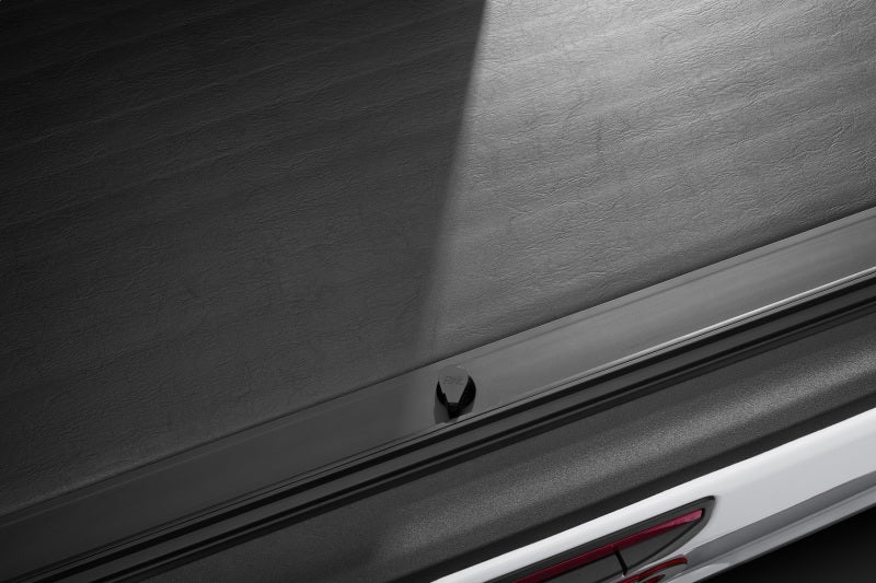 Rugged Ridge 13550.36 - RUG13550.36 - Rugged Ridge 20-22 Jeep Gladiator w/o Trail Rail Sys Armis Tonneau Cover w/Max Track - Tex. Blk - Shipped in Europe - Tuningsupply.com