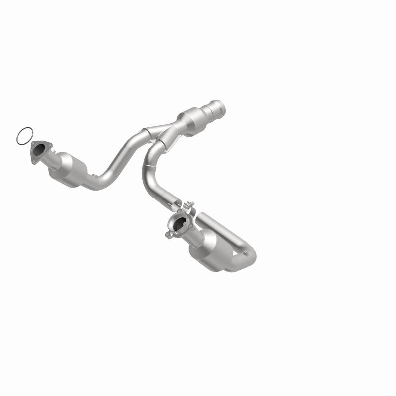 Magnaflow 52617 - MAG52617 - MagnaFlow Direct Fit Catalytic Converter 2015 GMC Yukon XL V8 6.2L - Shipped in Europe - Tuningsupply.com