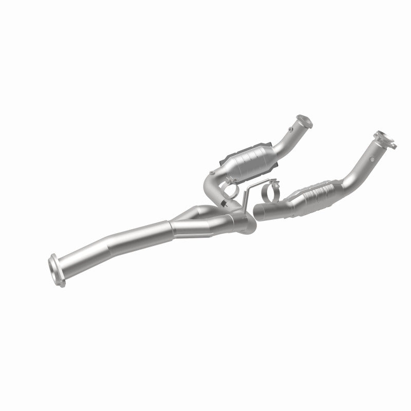 Magnaflow 21-252 - MAG21-252 - MagnaFlow Conv Direct Fit 11-16 Chevrolet Silverado 2500HD/3500HD / GMC Sierra 2500HD/3500HD - Shipped in Europe - Tuningsupply.com