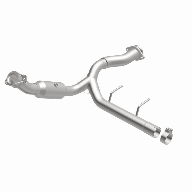 Magnaflow 21-470 - MAG21-470 - MagnaFlow Right Side Direct Fit Catalytic Converter 15-17 Ford F-150 5.0L - Shipped in Europe - Tuningsupply.com