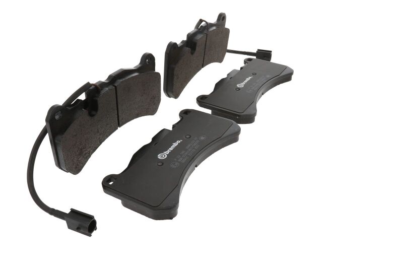Brembo OE P23186 - BREP23186 - Brembo 18-19 Alfa Romeo Giulia/ Alfa Romeo Stelvio Front Low-Met Brake Pad - Shipped in Europe - Tuningsupply.com