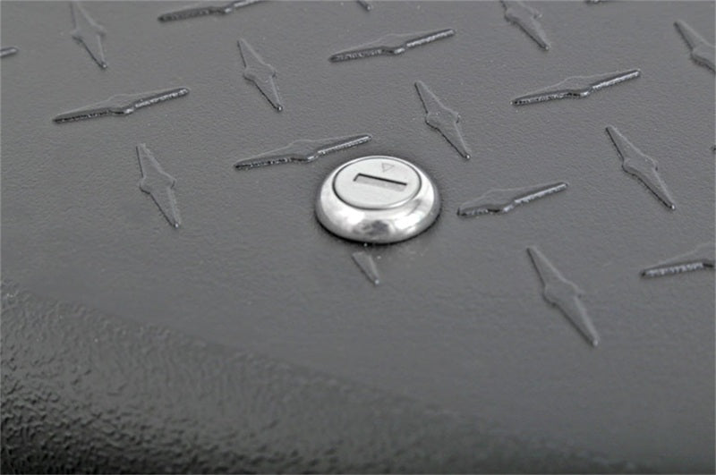 Dee Zee - DZEDZ6170P - Deezee Universal Tool Box - Specialty Crossover Toolbox Plastic Full Size - Shipped in Europe - Tuningsupply.com